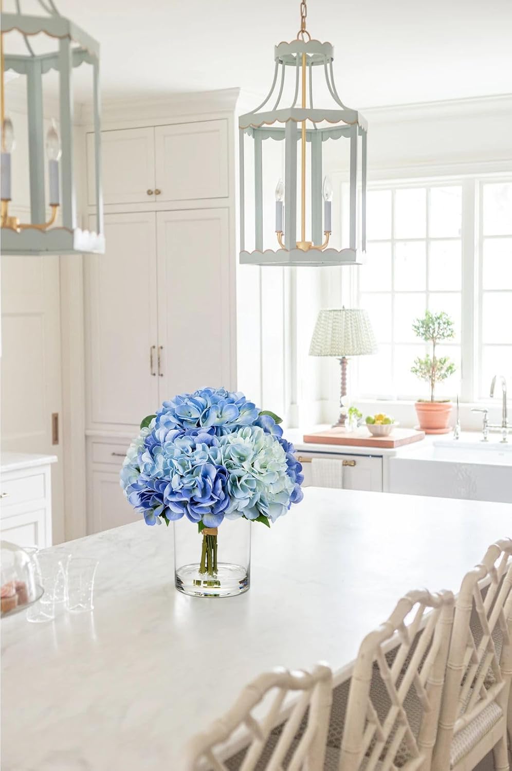 Hollyone Realistic Artificial Hydrangea Flowers in Glass Vase