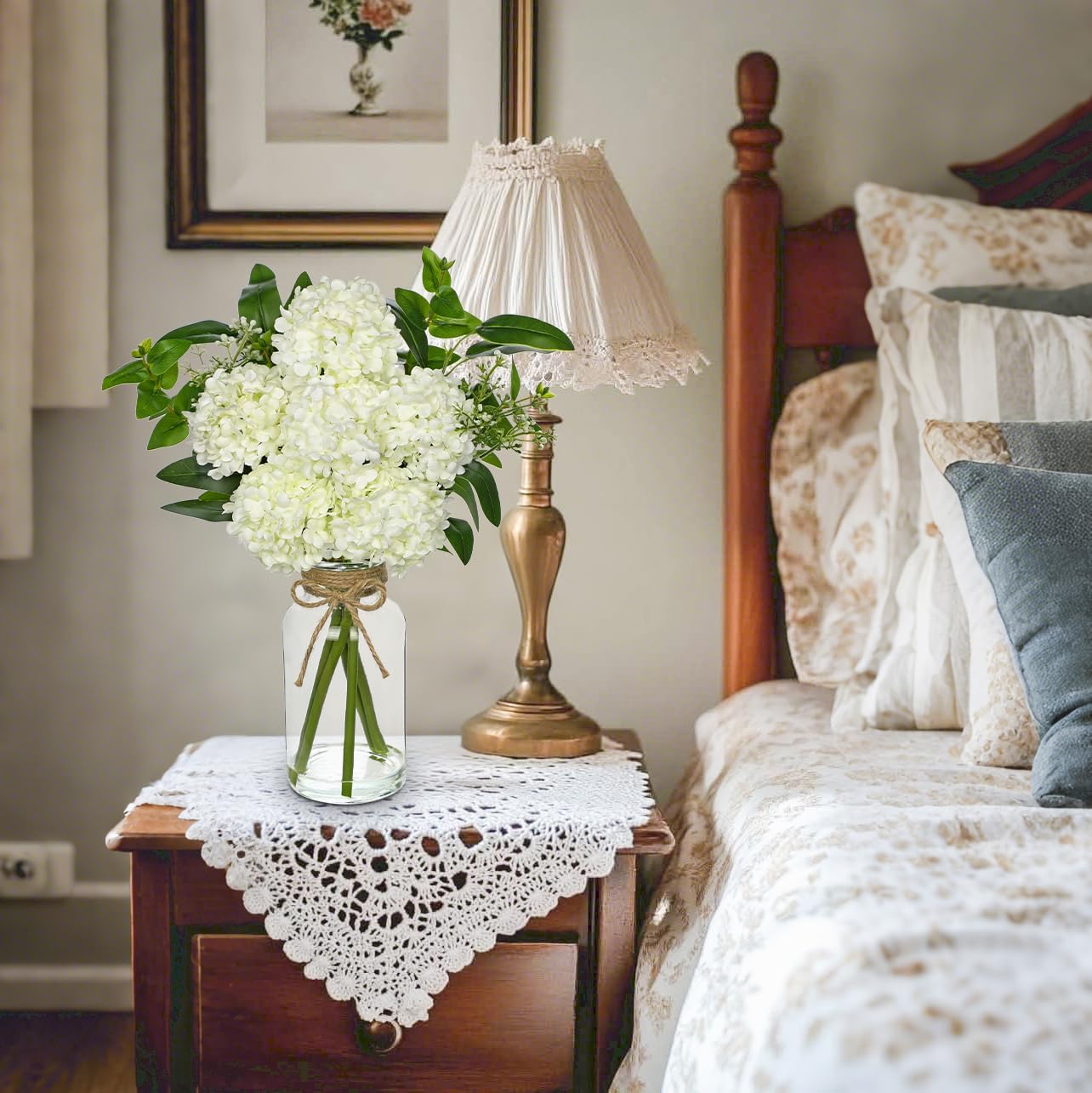 Hollyone Artificial Hydrangea Flowers with Clear Glass Vase