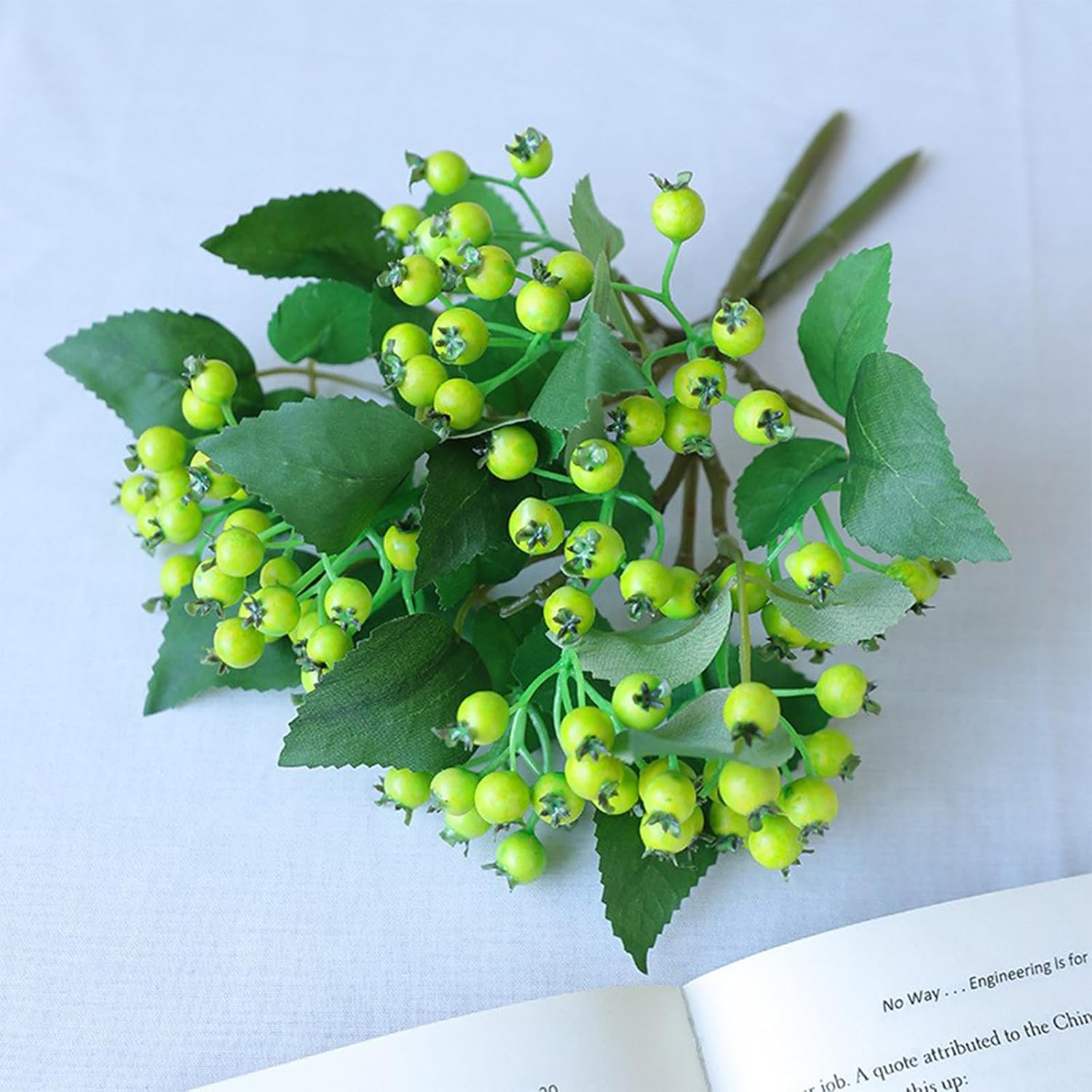 4 Pcs Artificial Red Berry Christmas Decor Stems
