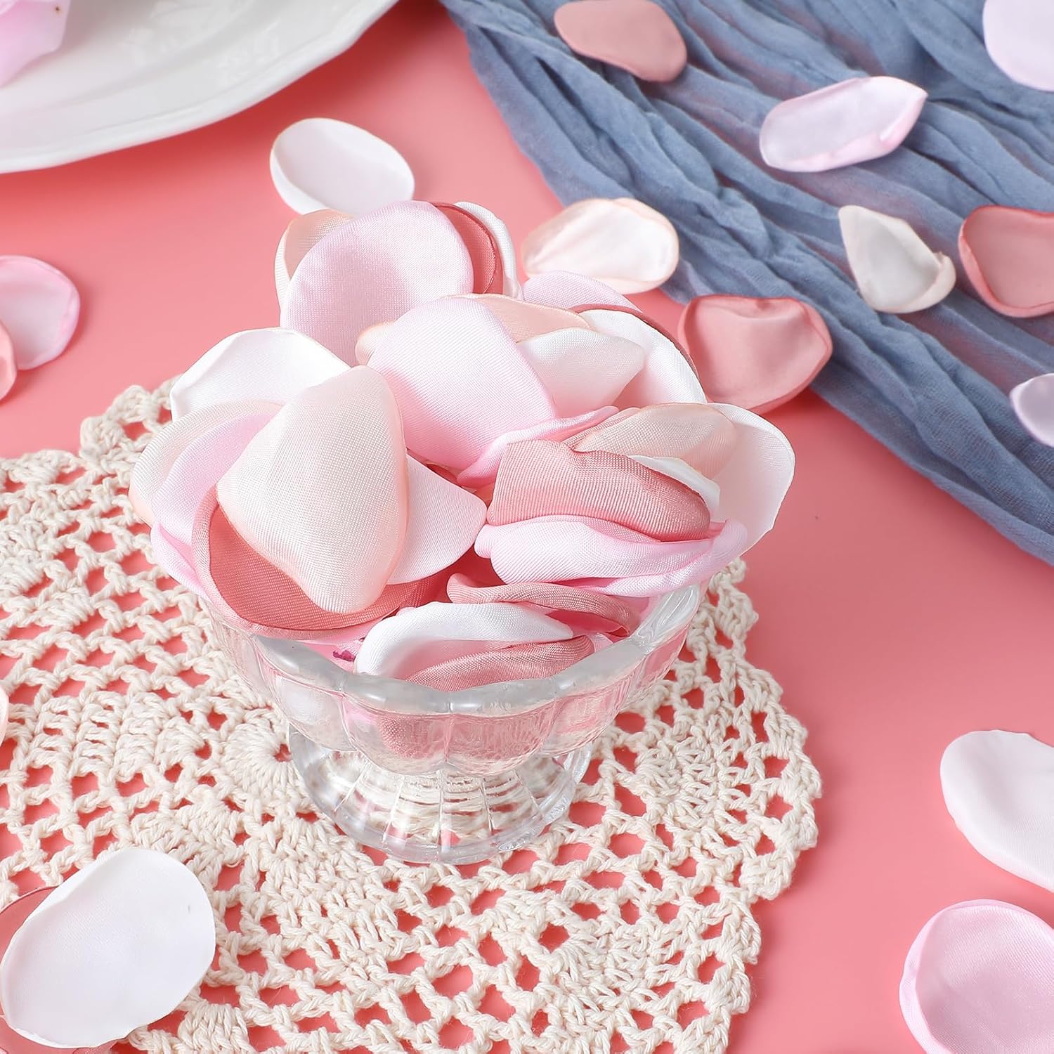 200 Pcs Artificial Silk Rose Petals for Wedding Decor