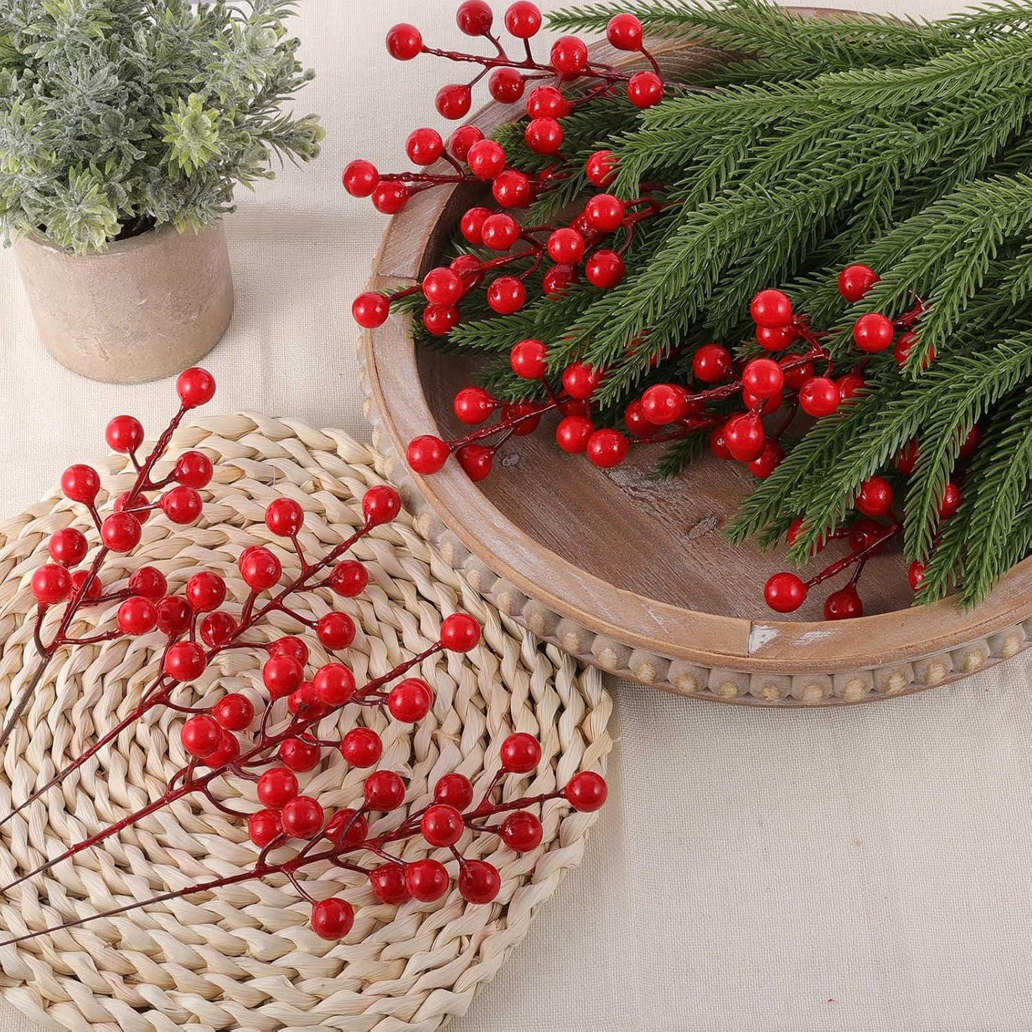 40 Pcs Red Artificial Berry Stems for Christmas Decor